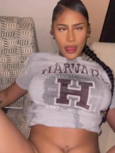  Snapchat Female Anal Cam Video